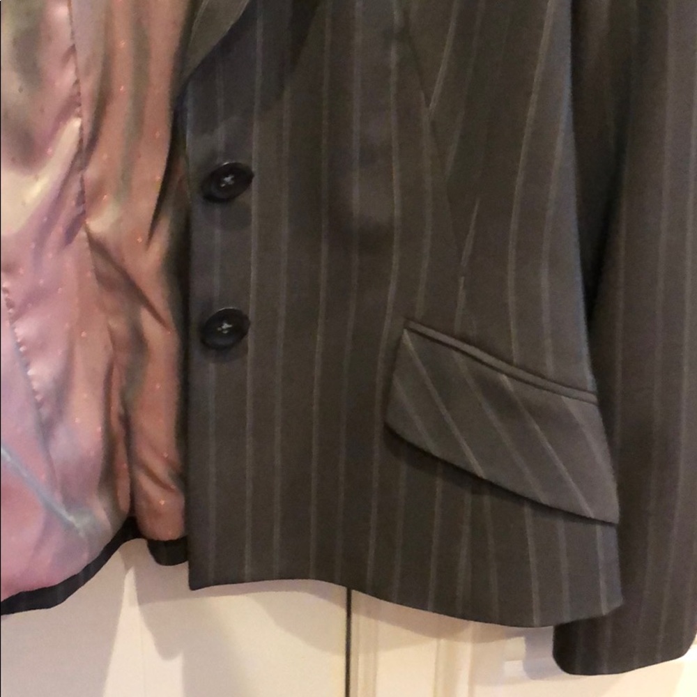 Suit Set - image 6